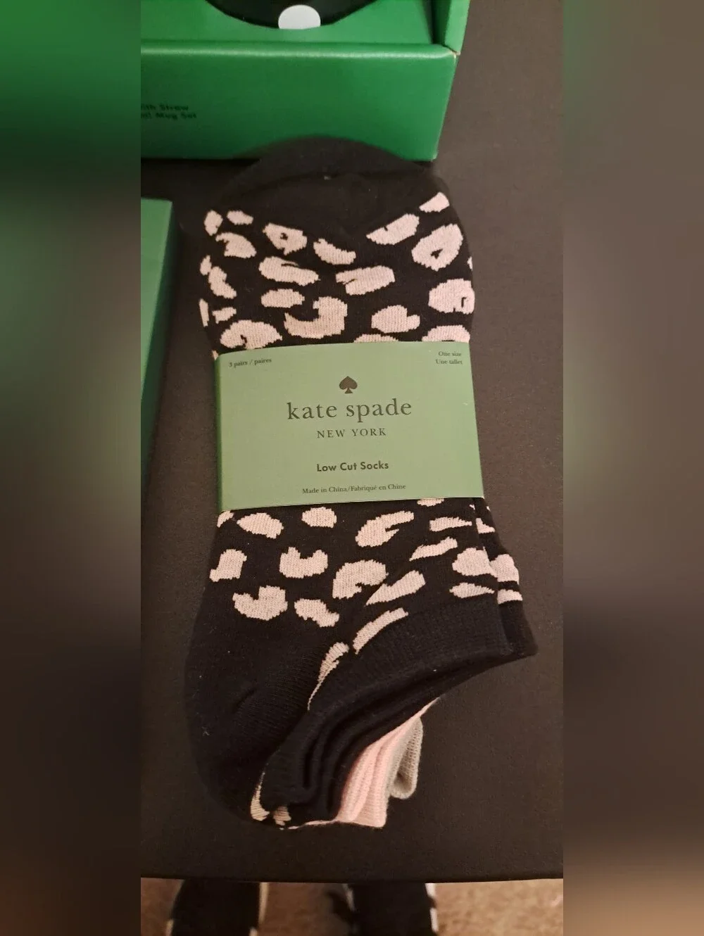 10 pc Kate Spade Black & White Polka Dot Tumbler and Travel Cup Set, socks, pens